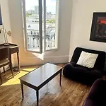 Cozy And Bright Duplex
